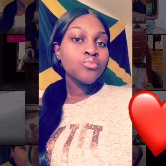 Meet your Posher, Anisa - Picture 1 of 1